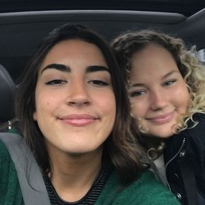 Meet your Posher, Olivia